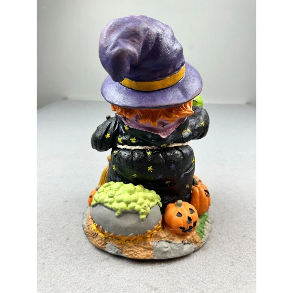 Halloween Rubber Witch 9 Inch Battery Operated Animated Sing and Dance‎